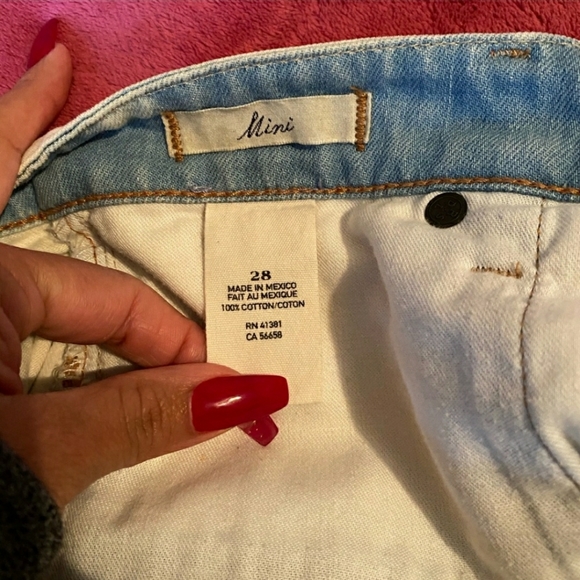 Mini short - Picture 4 of 4